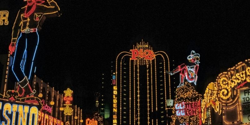 Casino game app combines the convenience of mobile with the excitement of real casino play.